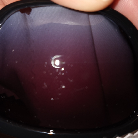 Michael Kors Sunglasses with case and wipe - Picture 2 of 5